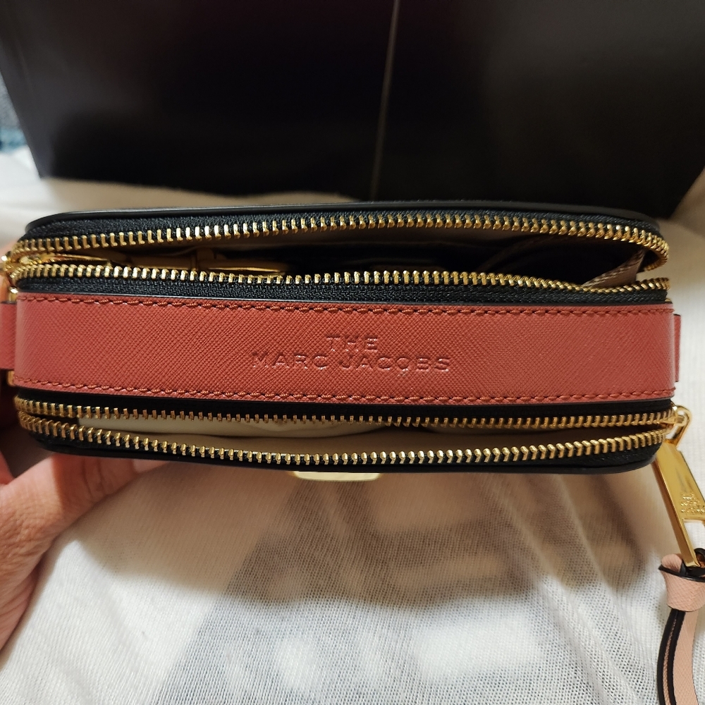 Purse - Picture 2 of 6